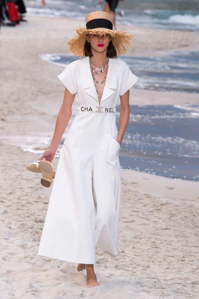 Look 63